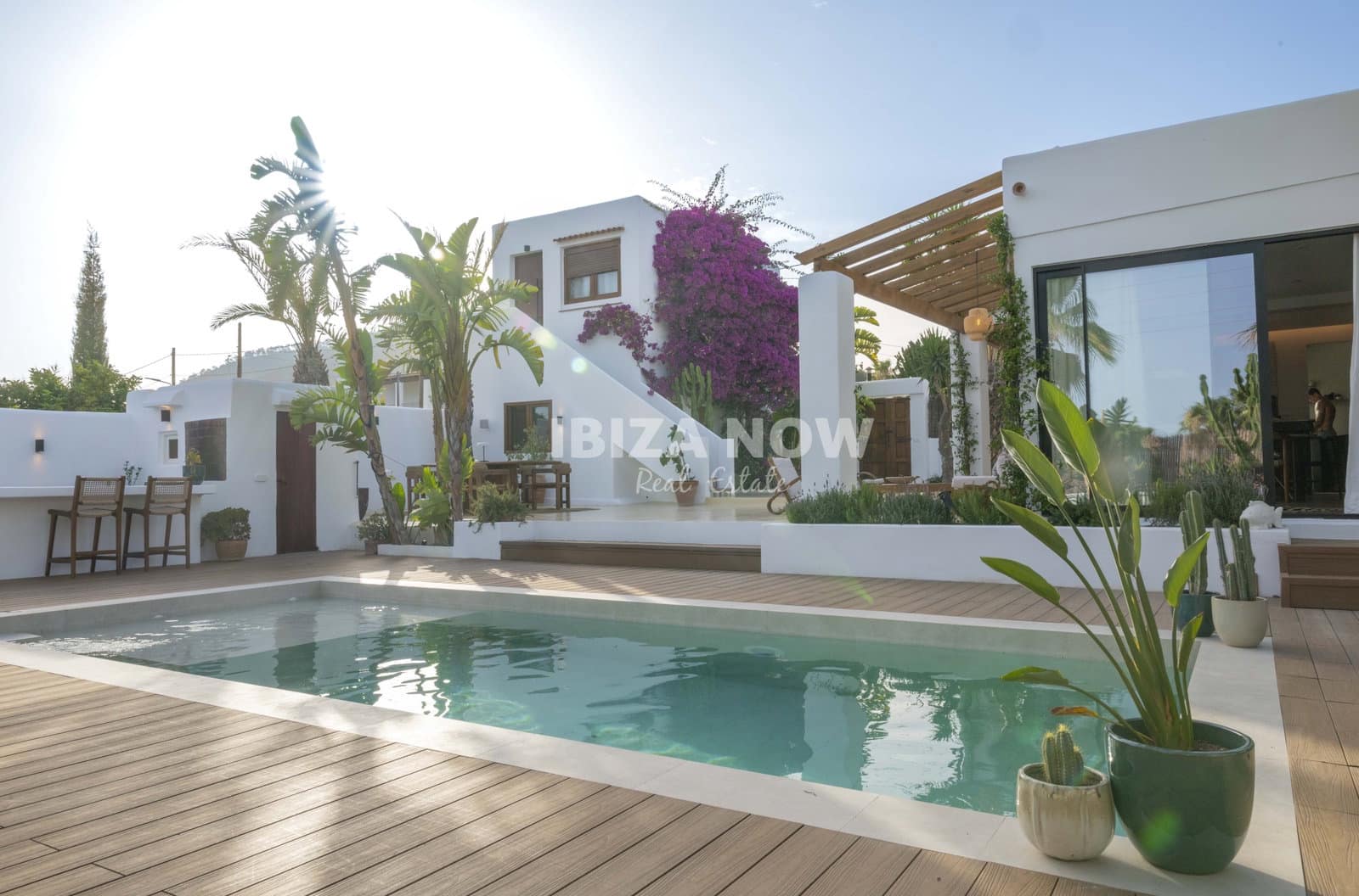 4 bedroom Villa for sale in Ibiza / Eivissa town with pool garage - € 1,980,000 (Ref: 10174300)