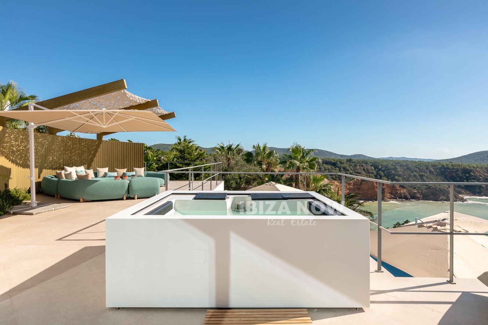 4 soverom Villa til salgs i San Jose / Sant Josep de Sa Talaia med svømmebasseng garasje - € 11 500 000 (Ref: 10176096)