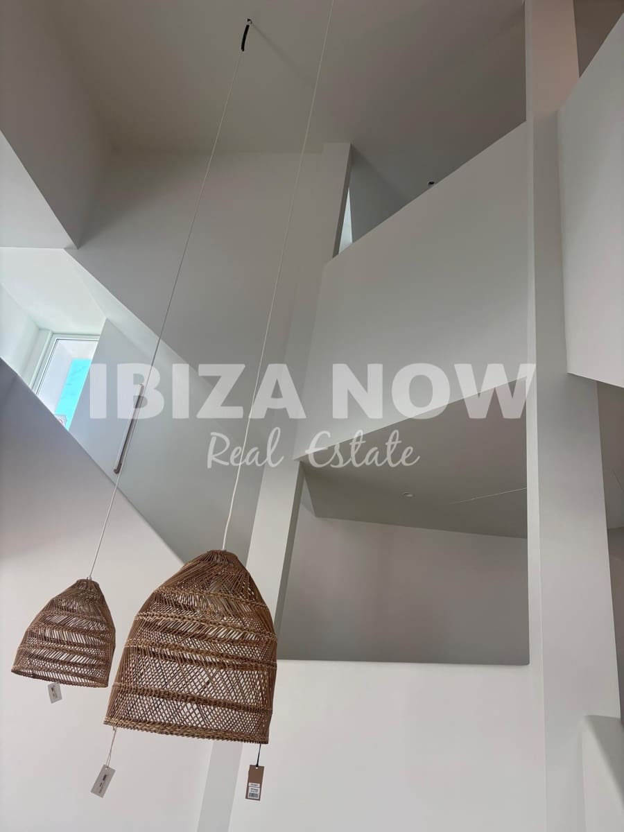 6 bedroom Villa for sale in Santa Eulalia / Santa Eularia with pool - € 3,400,000 (Ref: 7447464)