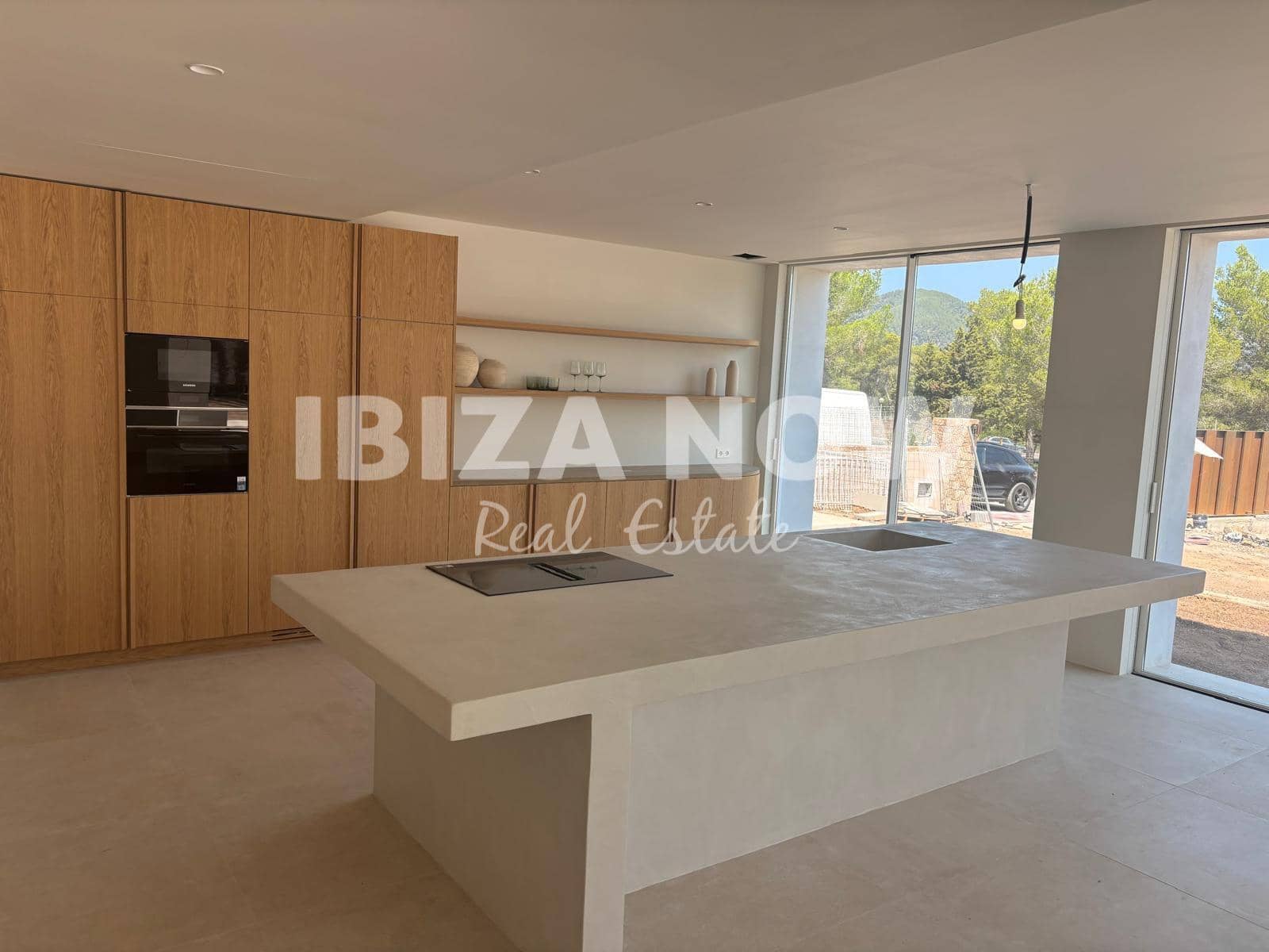 6 bedroom Villa for sale in Santa Eulalia / Santa Eularia with pool - € 3,400,000 (Ref: 7447464)