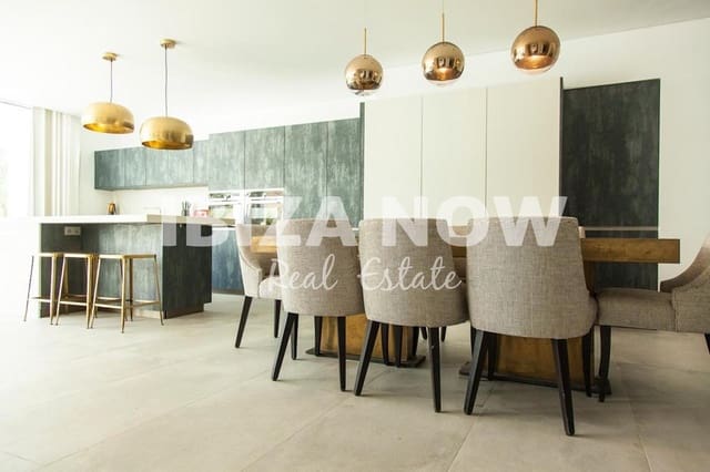 4 soveværelse Villa til salg i Cala Llonga, Santa Eulalia / Santa Eularia med swimmingpool - € 3.200.000 (Ref: 7508110)