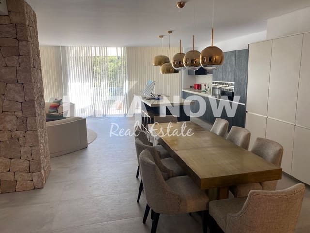 4 soveværelse Villa til salg i Cala Llonga, Santa Eulalia / Santa Eularia med swimmingpool - € 3.200.000 (Ref: 7508110)