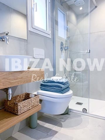 3 slaapkamer Appartement te koop in Cala Vadella, San Jose / Sant Josep de Sa Talaia met zwembad - € 1.375.000 (Ref: 7675170)