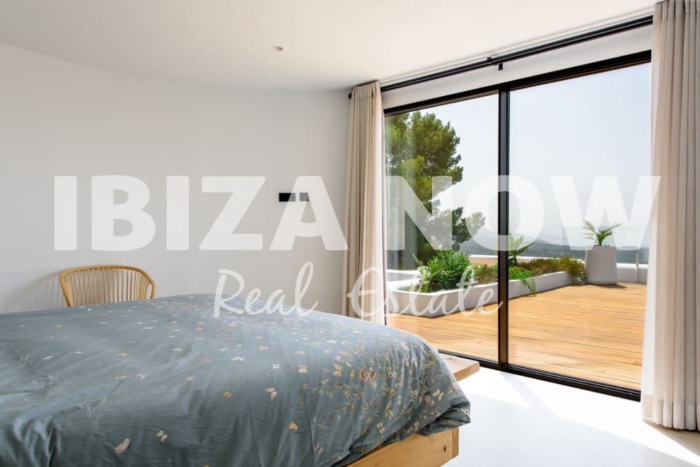 6 soveværelse Villa til salg i Es Cubells med swimmingpool - € 4.850.000 (Ref: 7717523)