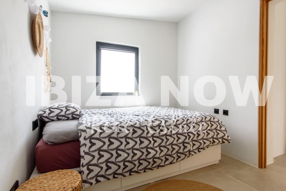 6 soveværelse Villa til salg i Es Cubells med swimmingpool - € 4.850.000 (Ref: 7717523)