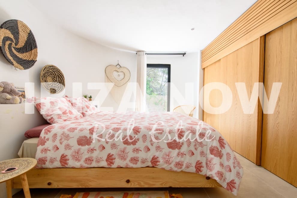 6 soveværelse Villa til salg i Es Cubells med swimmingpool - € 4.850.000 (Ref: 7717523)