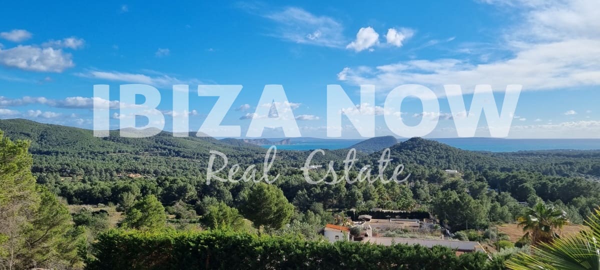 6 soveværelse Villa til salg i Es Cubells med swimmingpool - € 4.850.000 (Ref: 7717523)