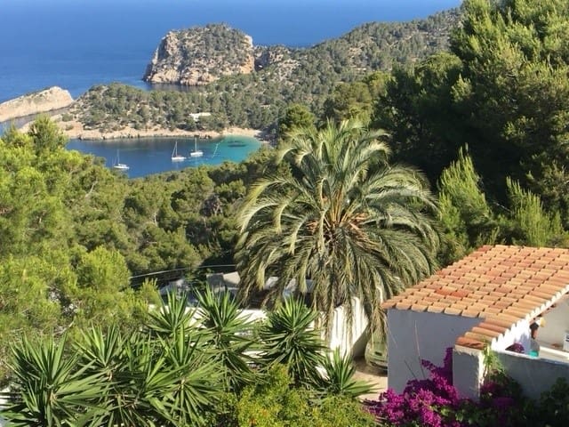 6 soveværelse Villa til salg i Cala Salada med swimmingpool - € 2.850.000 (Ref: 8047285)