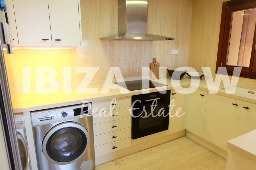 2 soveværelse Lejlighed til salg i San Jose / Sant Josep de Sa Talaia med swimmingpool - € 1.450.000 (Ref: 8490364)