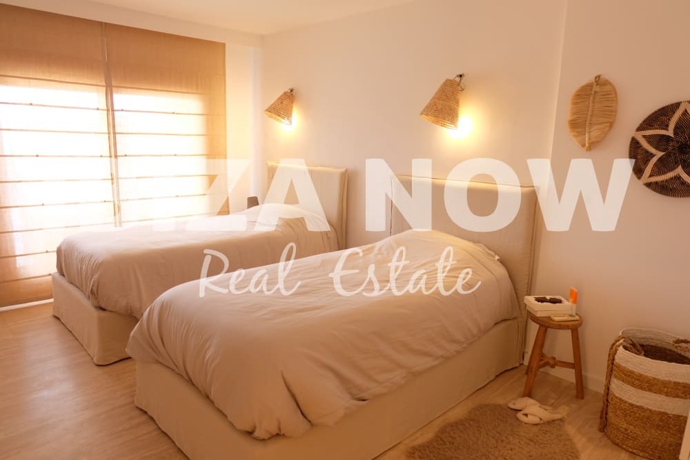 2 soveværelse Lejlighed til salg i San Jose / Sant Josep de Sa Talaia med swimmingpool - € 1.450.000 (Ref: 8490364)