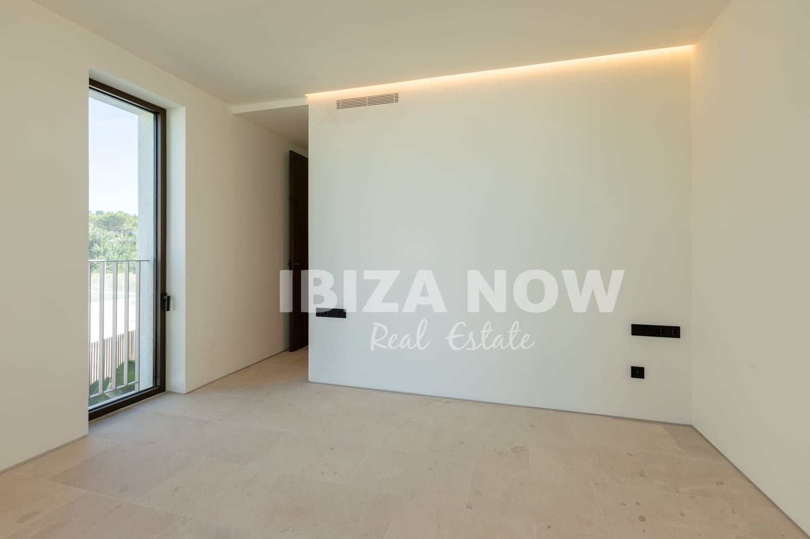 3 sovrum Lägenhet till salu i Talamanca med pool - 1 700 000 € (Ref: 8499588)