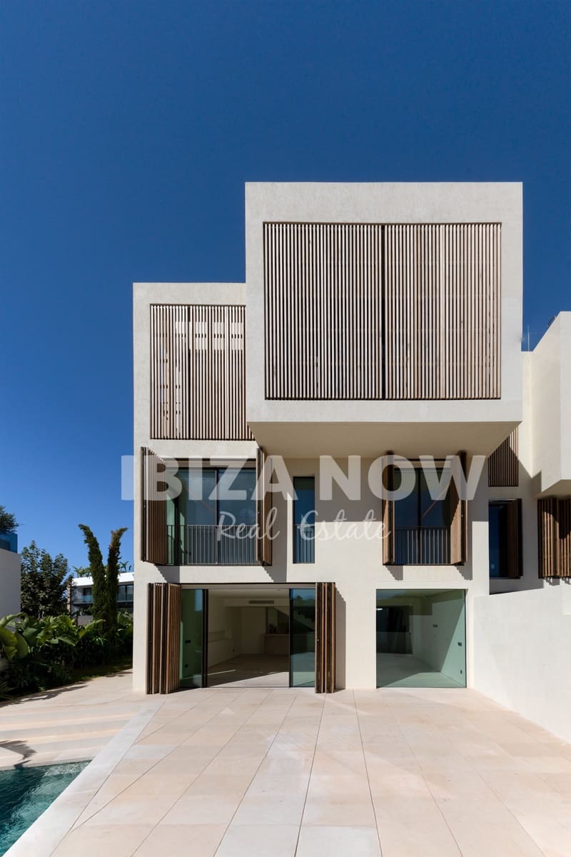 Apartamento de 3 habitaciones en Talamanca en venta con piscina - 2.000.000 € (Ref: 8499589)