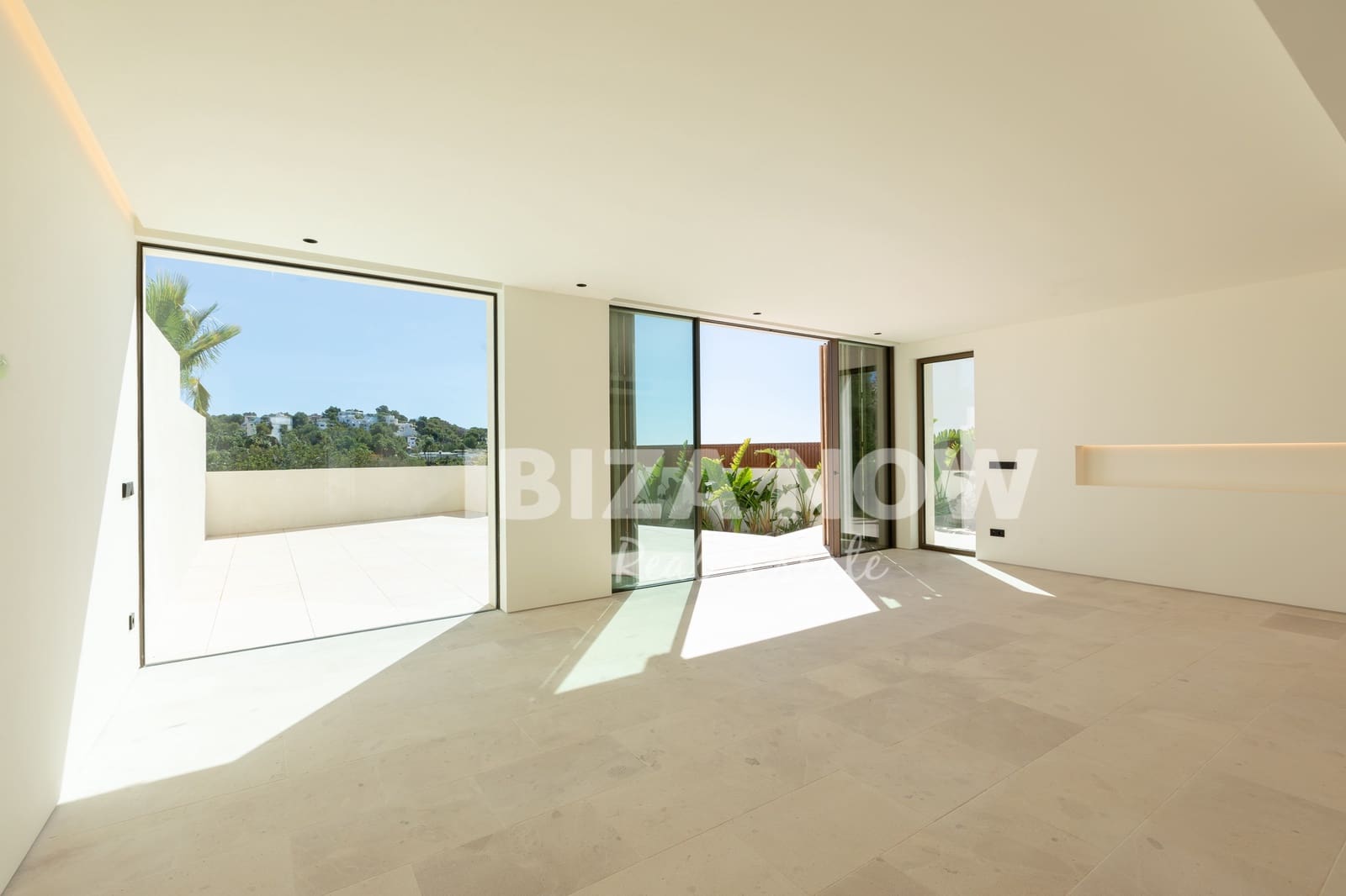 Apartamento de 3 habitaciones en Talamanca en venta con piscina - 2.000.000 € (Ref: 8499589)