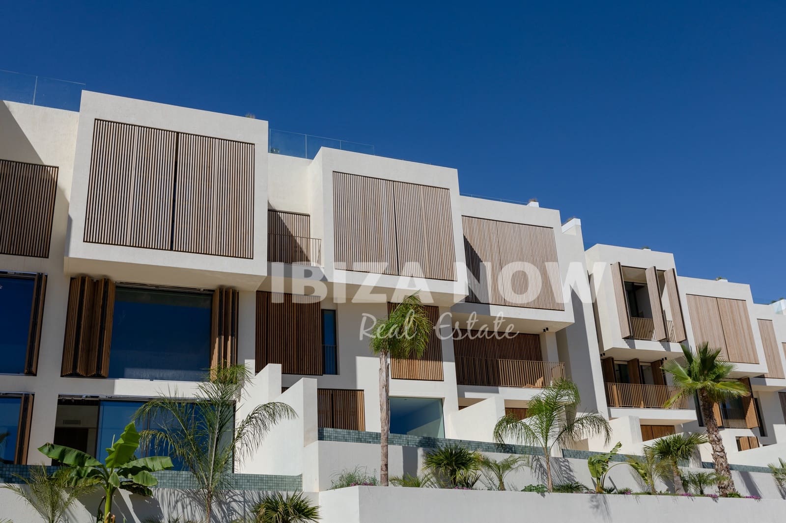 Apartamento de 3 habitaciones en Talamanca en venta con piscina - 2.000.000 € (Ref: 8499589)