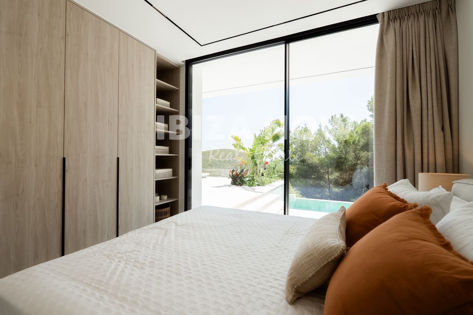 7 bedroom Villa for sale in Roca Llisa with pool garage - € 6,300,000 (Ref: 8509150)