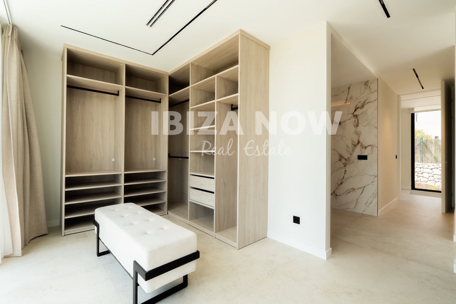 7 bedroom Villa for sale in Roca Llisa with pool garage - € 6,800,000 (Ref: 8509150)