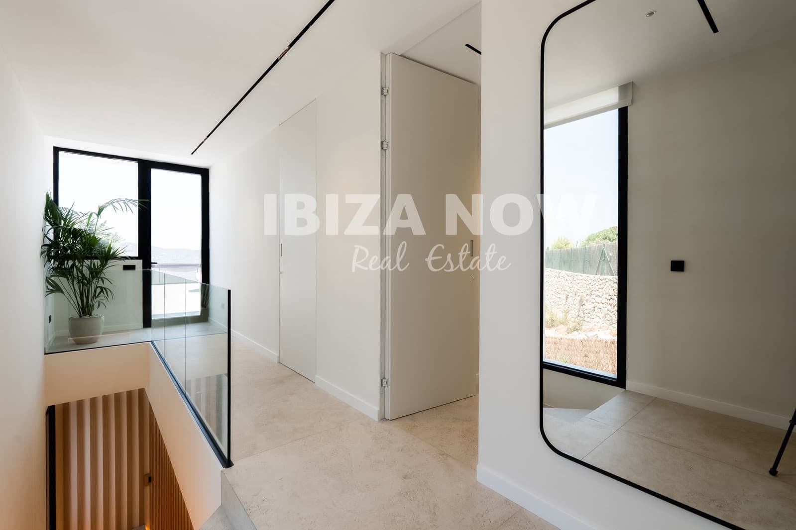 7 bedroom Villa for sale in Roca Llisa with pool garage - € 6,800,000 (Ref: 8509150)