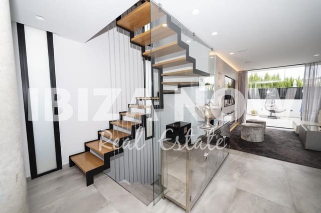 5 chambre Maison de Ville à vendre à Talamanca, Ibiza ville avec piscine - 1 650 000 € (Ref: 8509321)