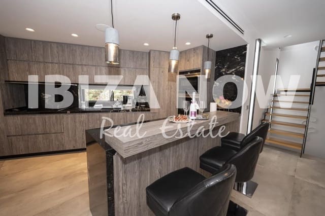 5 chambre Maison de Ville à vendre à Talamanca, Ibiza ville avec piscine - 1 650 000 € (Ref: 8509321)