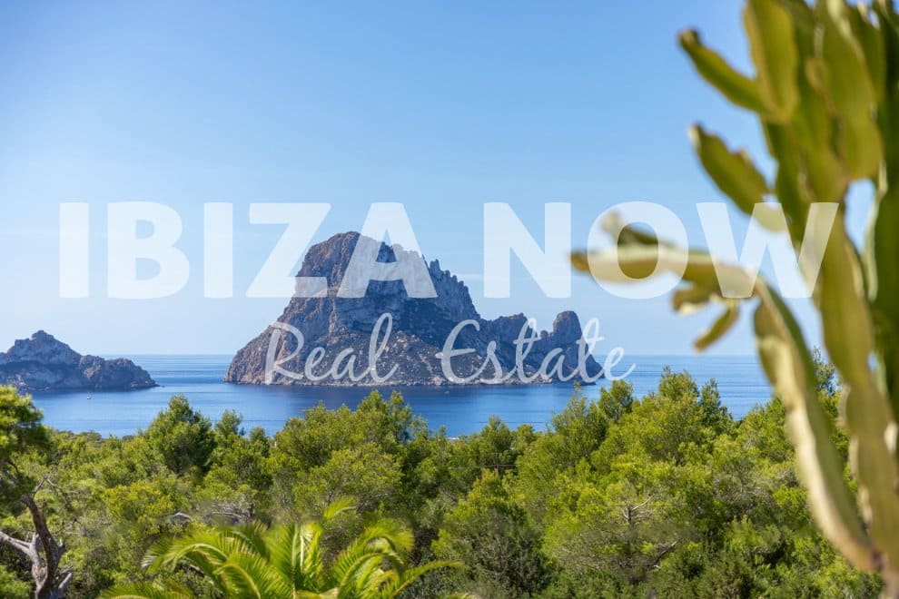 Apartamento de 2 habitaciones en San Jose / Sant Josep de Sa Talaia en venta con piscina garaje - 1.150.000 € (Ref: 8533276)