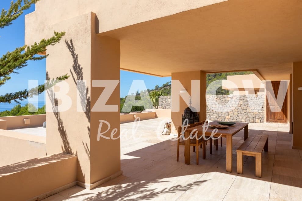 Apartamento de 2 habitaciones en San Jose / Sant Josep de Sa Talaia en venta con piscina garaje - 1.150.000 € (Ref: 8533276)
