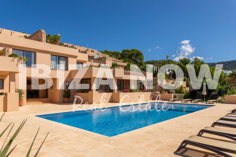 Apartamento de 2 habitaciones en San Jose / Sant Josep de Sa Talaia en venta con piscina garaje - 1.150.000 € (Ref: 8533276)