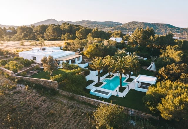 5 camera da letto Finca/Casa di Campagna in vendita in Santa Gertrudis de Fruitera, Santa Eulalia / Santa Eularia con piscina garage - 5.900.000 € (Rif: 8850502)