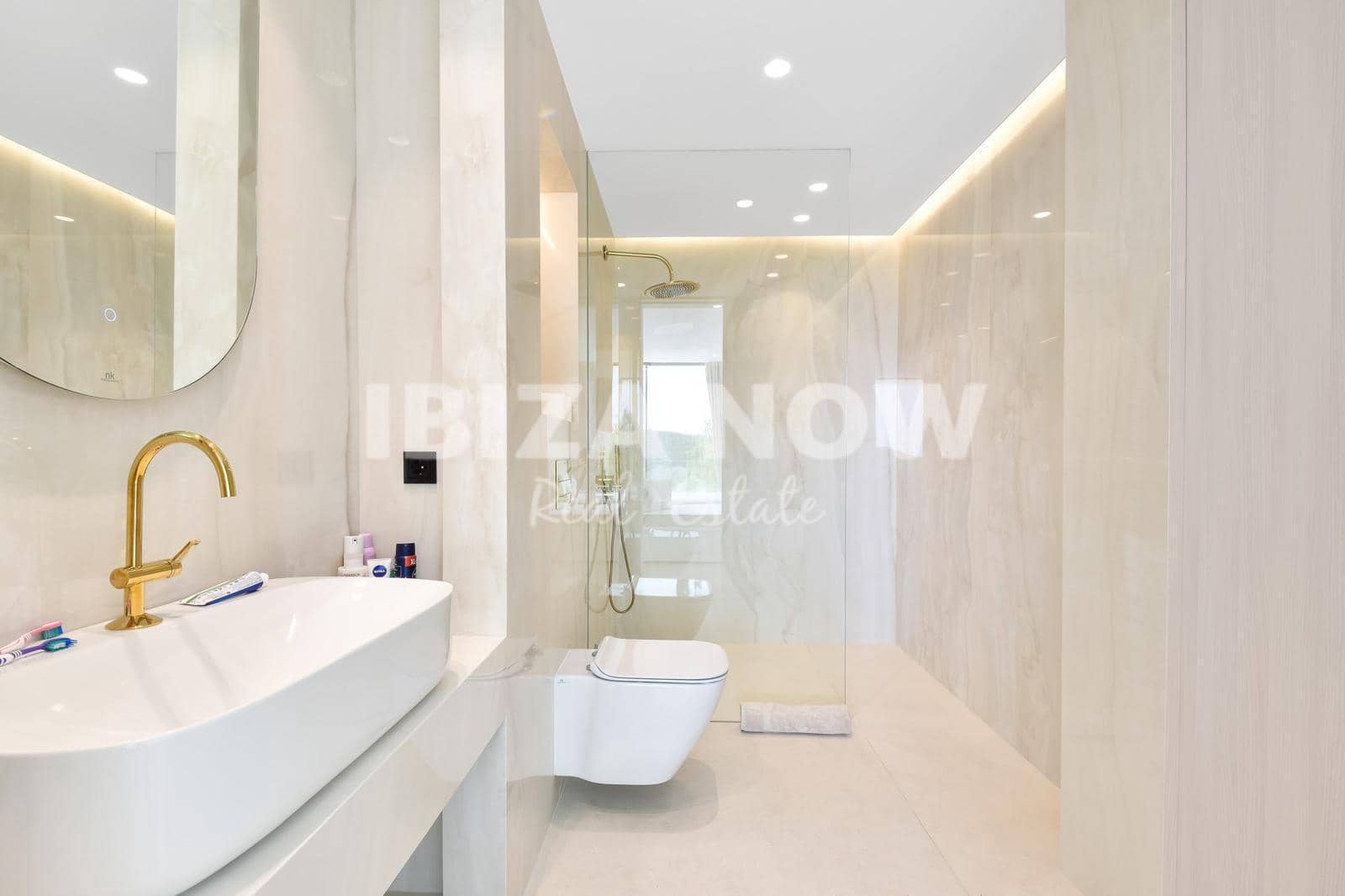 7 slaapkamer Villa te koop in Nuestra Senora de Jesus met zwembad - € 8.500.000 (Ref: 8891751)