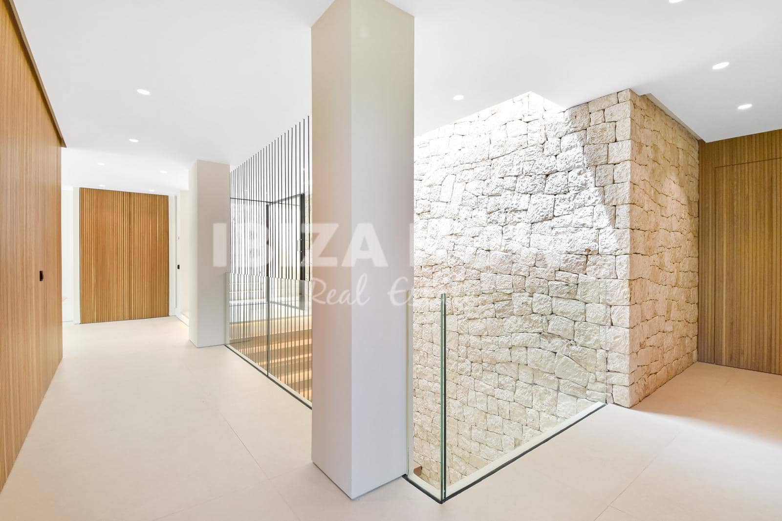 7 sovrum Villa till salu i Nuestra Senora de Jesus med pool garage - 7 800 000 € (Ref: 8891751)