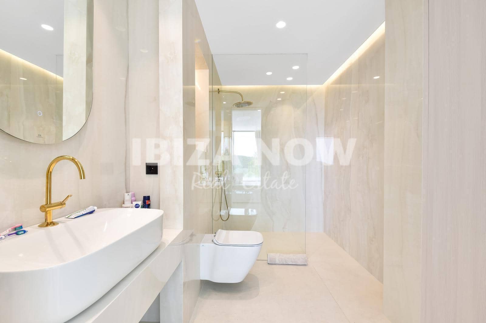 7 sovrum Villa till salu i Nuestra Senora de Jesus med pool garage - 7 800 000 € (Ref: 8891751)