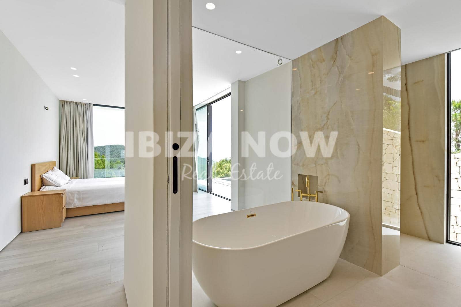 7 sovrum Villa till salu i Nuestra Senora de Jesus med pool garage - 7 800 000 € (Ref: 8891751)