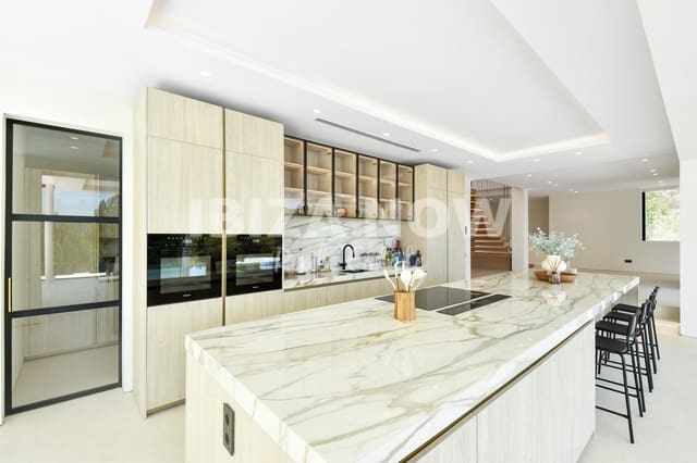 7 makuuhuone Huvila myytävänä paikassa Nuestra Señora de Jesus, Santa Eulalia / Santa Eularia mukana uima-altaan 
autotalli - 7 800 000 € (Ref: 8891751)