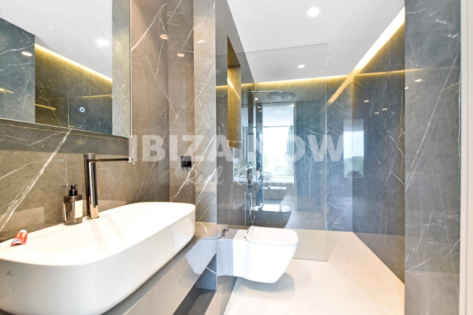 7 sovrum Villa till salu i Nuestra Senora de Jesus med pool garage - 7 800 000 € (Ref: 8891751)