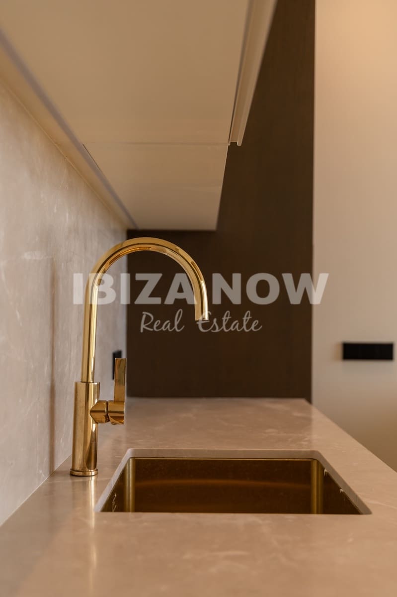 3 bedroom Apartment for sale in Talamanca with pool - € 1,700,000 (Ref: 8895184)