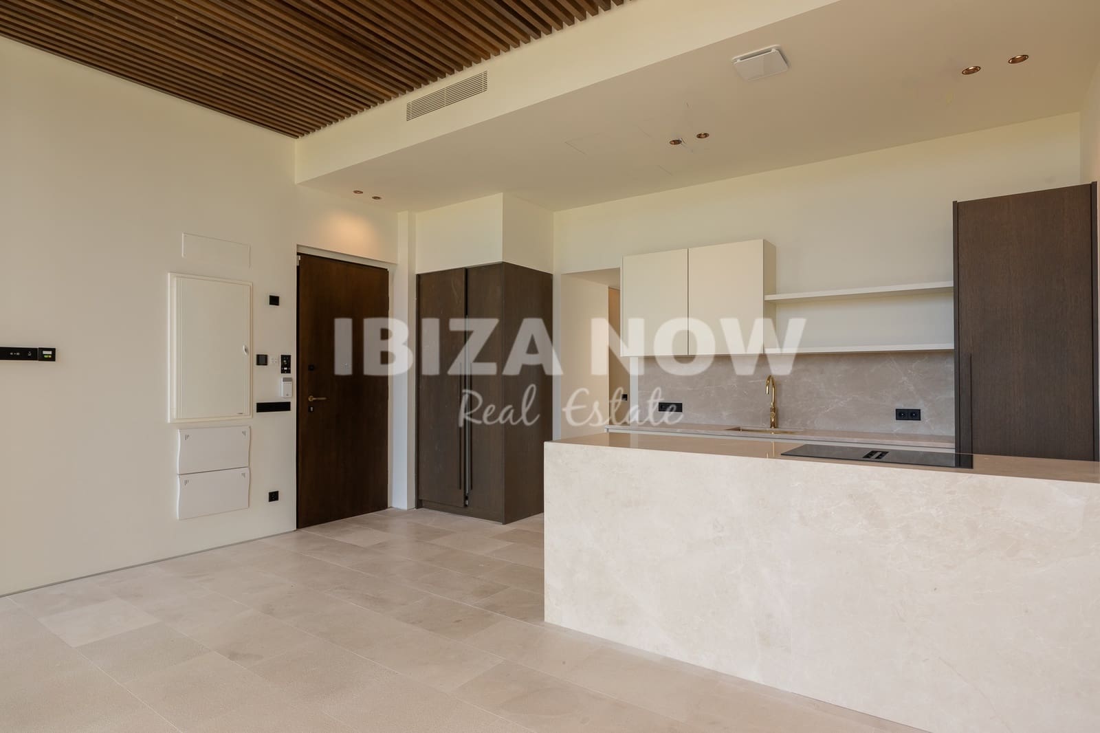 3 bedroom Apartment for sale in Talamanca with pool - € 1,700,000 (Ref: 8895184)