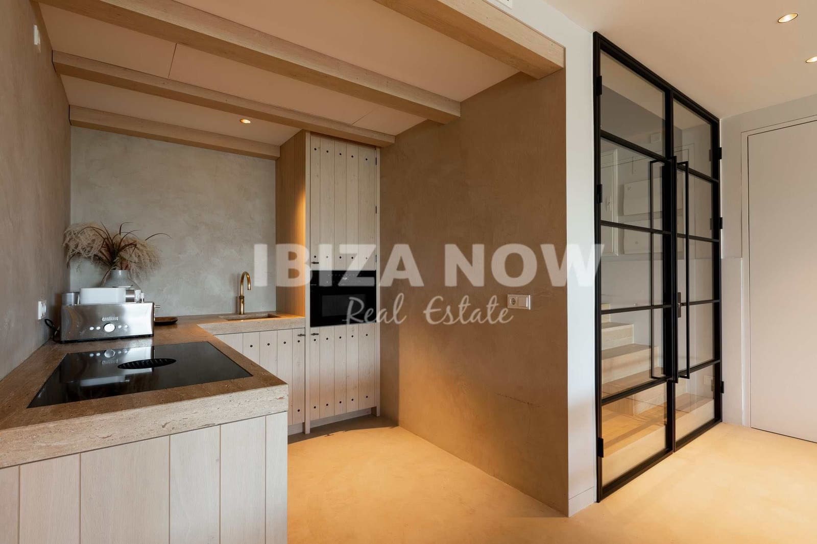 4 sypialnia Apartament na sprzedaż w Talamanca z basenem - 5 990 000 € (Ref: 8895185)