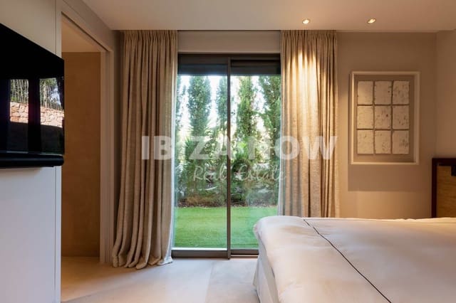 4 slaapkamer Appartement te koop in Talamanca, Ibiza dorp met zwembad - € 5.990.000 (Ref: 8895185)