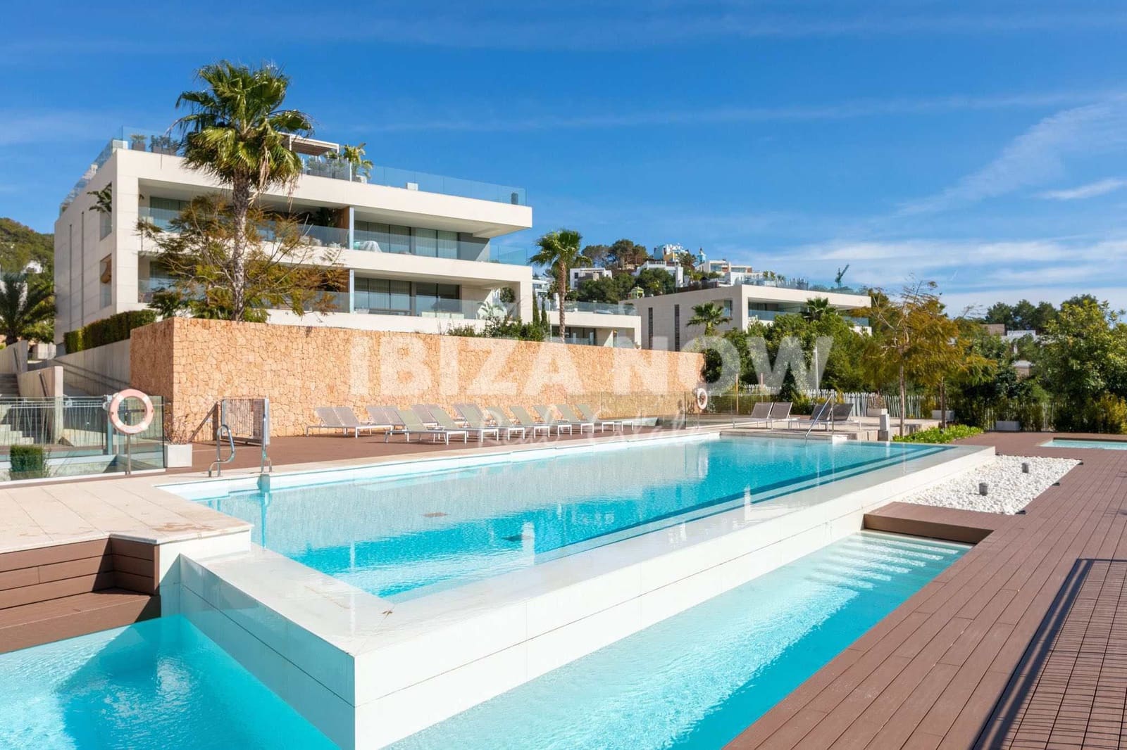 4 sypialnia Apartament na sprzedaż w Talamanca z basenem - 5 990 000 € (Ref: 8895185)