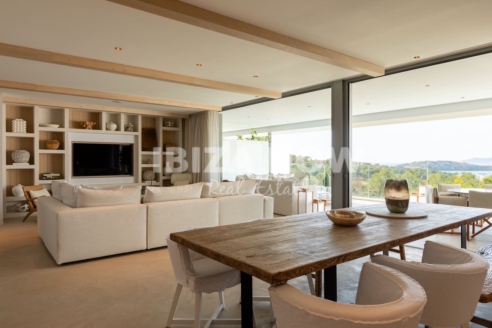 4 sypialnia Apartament na sprzedaż w Talamanca z basenem - 5 990 000 € (Ref: 8895185)