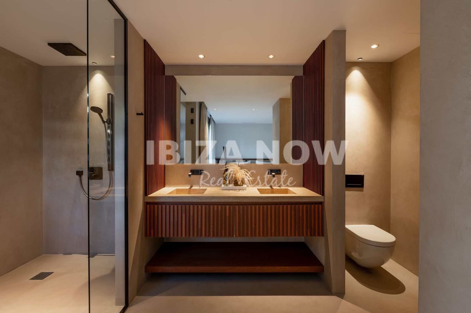 4 sypialnia Apartament na sprzedaż w Talamanca z basenem - 5 990 000 € (Ref: 8895185)