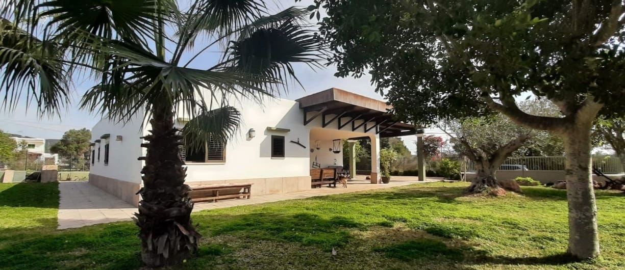3 soveværelse Villa til salg i Sant Jordi de Ses Salines med garage - € 1.600.000 (Ref: 9187502)