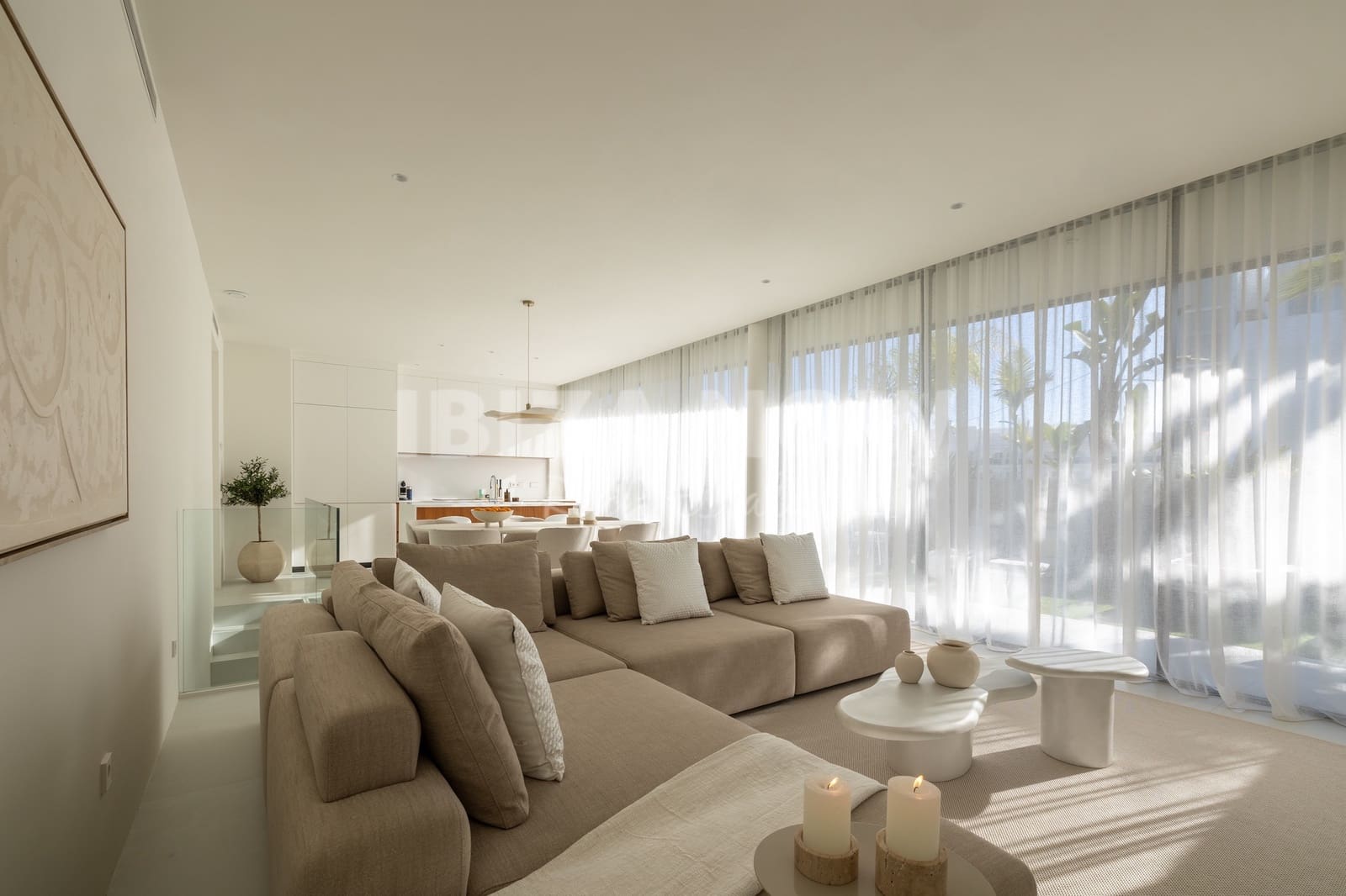 4 soverom Leilighet til salgs i Talamanca med svømmebasseng garasje - € 1 650 000 (Ref: 9263511)