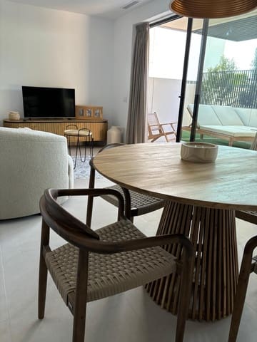 Apartamento de 2 habitaciones en Sant Antoni de Portmany en venta con piscina garaje - 595.000 € (Ref: 9360844)