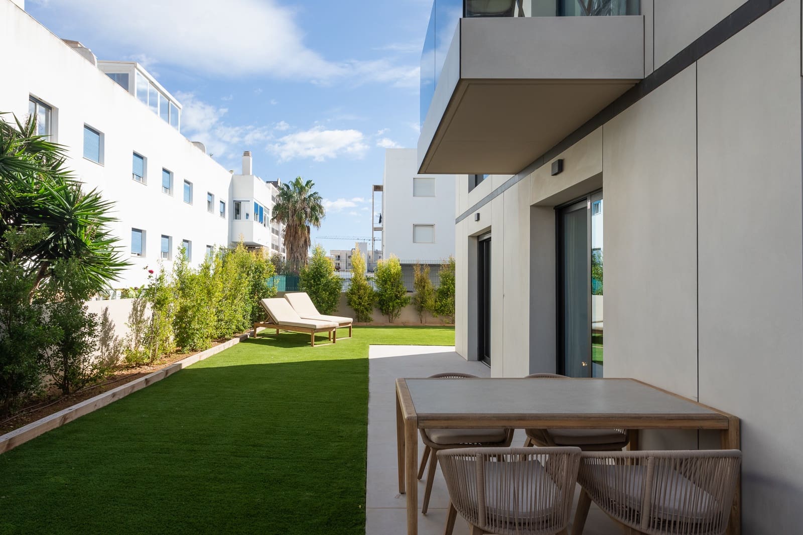 2 makuuhuone Huoneisto myytävänä paikassa Sant Antoni de Portmany mukana uima-altaan 
autotalli - 615 000 € (Ref: 9360845)