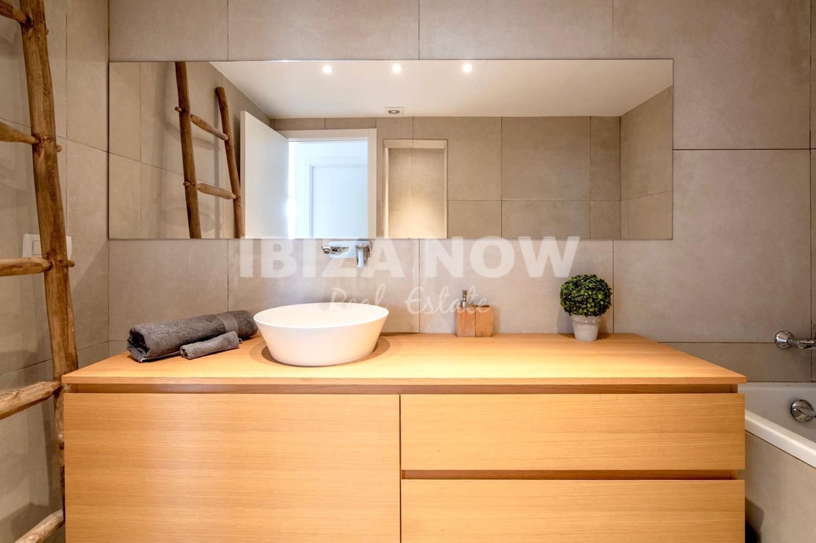 2 bedroom Apartment for sale in Cala Vadella with pool - € 690,000 (Ref: 9394485)