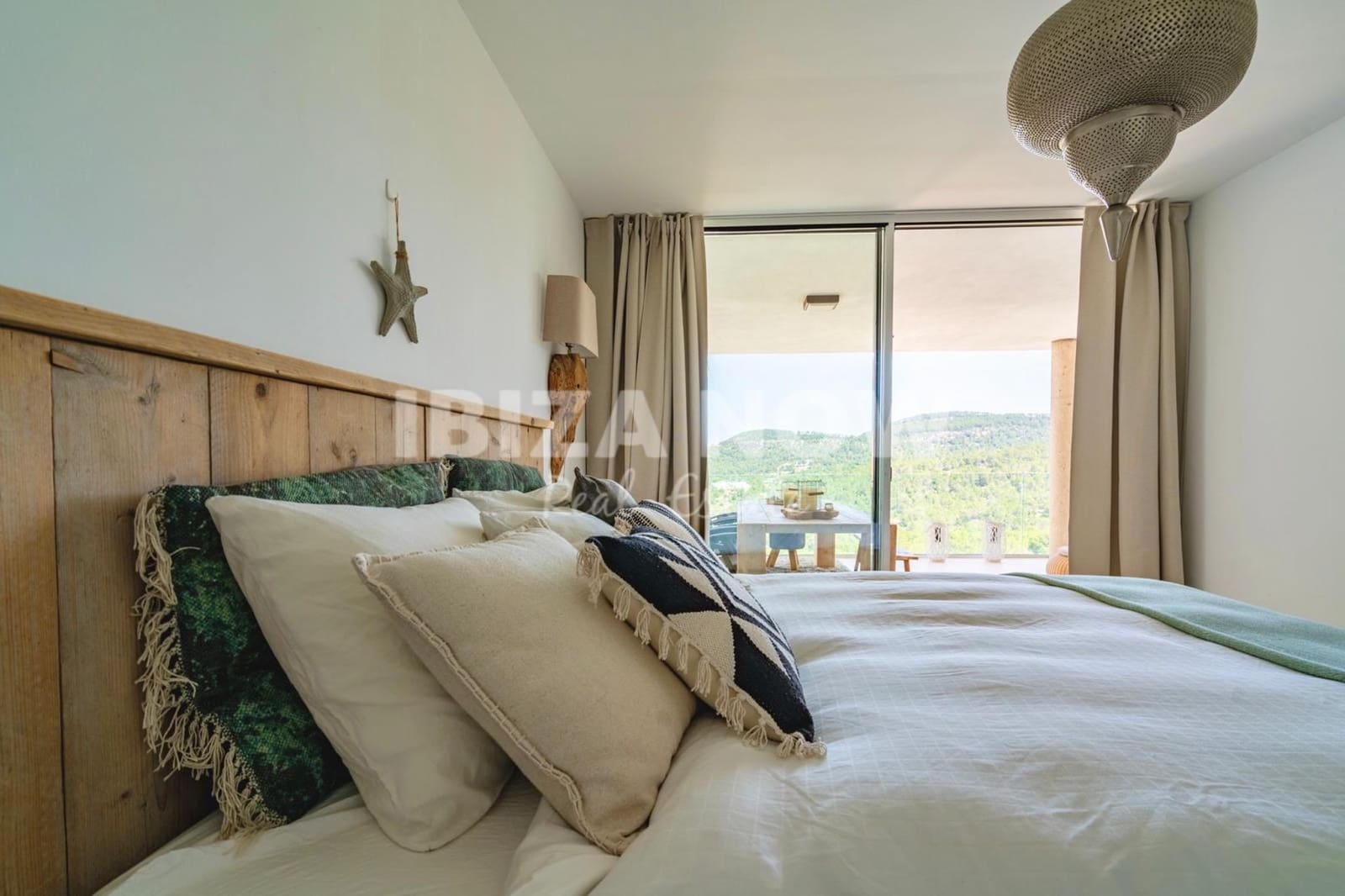 2 bedroom Apartment for sale in Cala Vadella with pool - € 690,000 (Ref: 9394485)