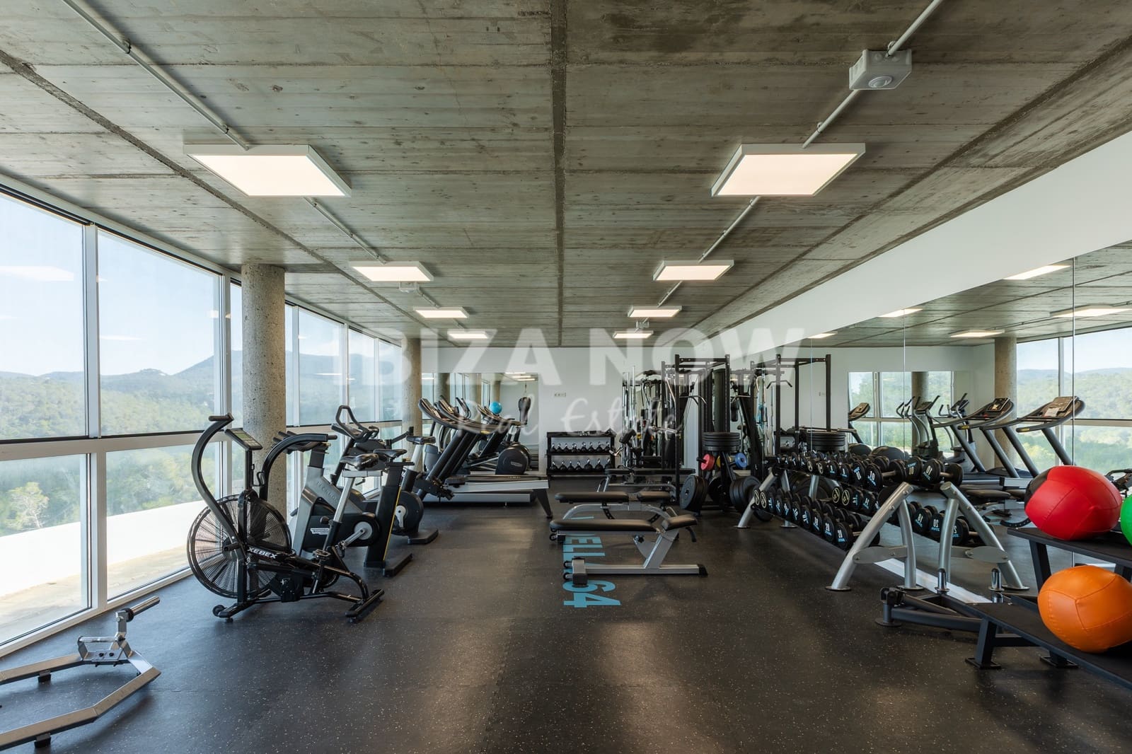 2 bedroom Apartment for sale in Cala Vadella with pool - € 690,000 (Ref: 9394485)