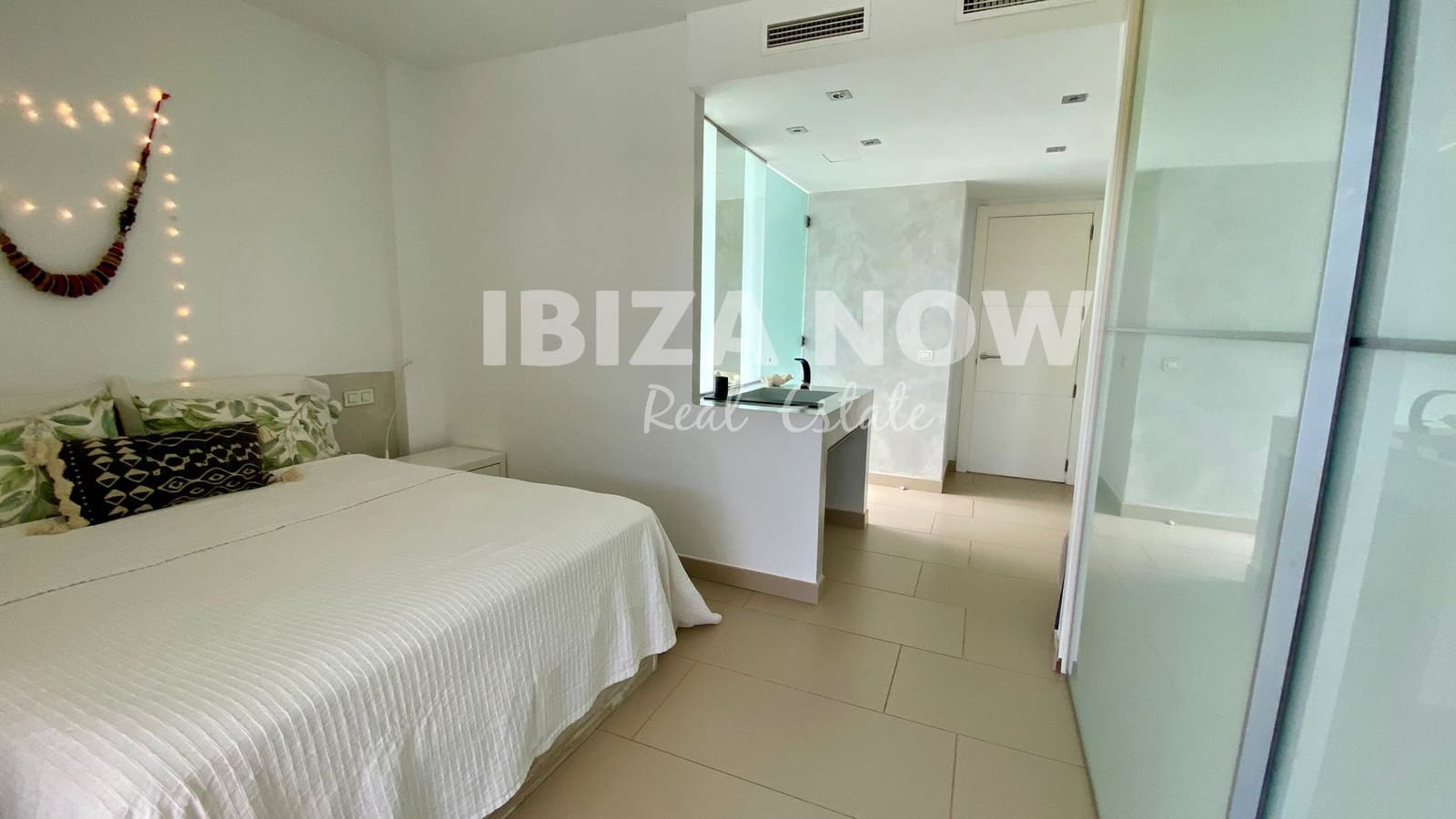 2 quarto Apartamento para venda em Illa Plana com garagem - 880 000 € (Ref: 9464939)