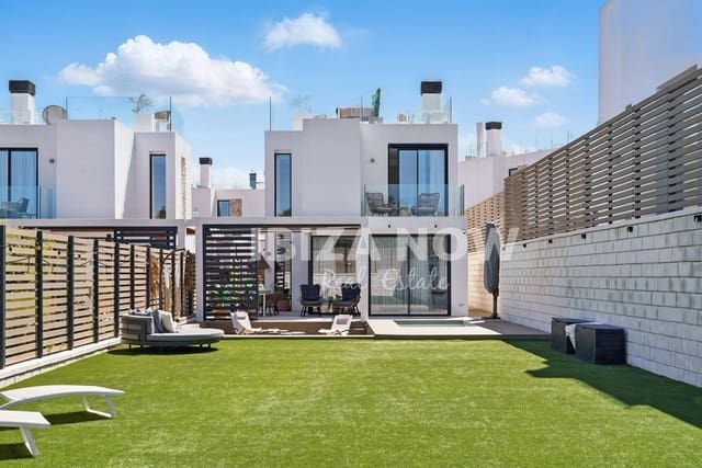 3 makuuhuone Huvila myytävänä paikassa Cala Tarida, San Jose / Sant Josep de Sa Talaia mukana uima-altaan 
autotalli - 1 200 000 € (Ref: 9466298)