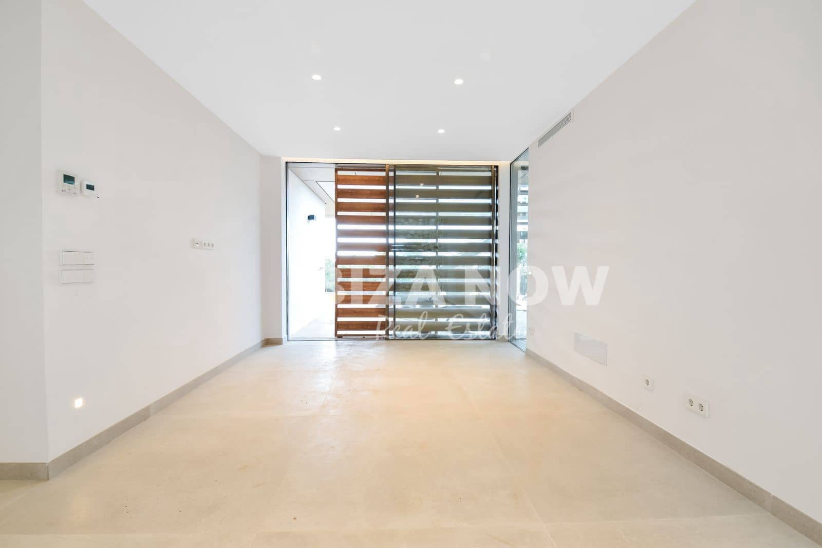 5 bedroom Villa for sale in Ibiza / Eivissa town with pool garage - € 5,700,000 (Ref: 9466299)